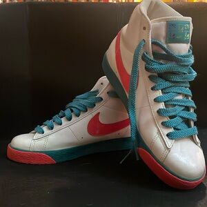 White/salmon/teal Nike high tops